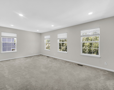 803 W Courtland Street - Photo Thumbnail 20