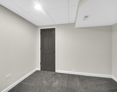 803 W Courtland Street - Photo Thumbnail 27