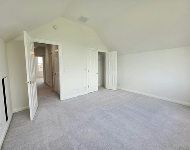2085 Valor Court - Photo Thumbnail 27