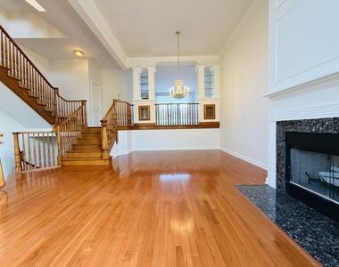 2085 Valor Court - Photo Thumbnail 7