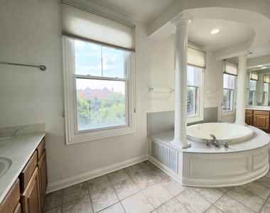 2085 Valor Court - Photo Thumbnail 24