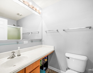 366 Chesapeake Lane - Photo Thumbnail 10