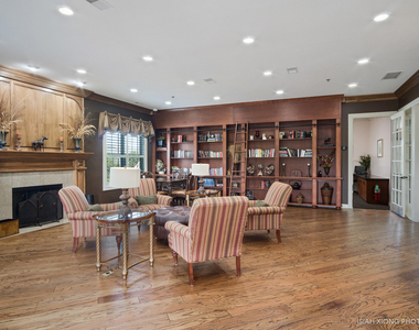 366 Chesapeake Lane - Photo Thumbnail 23