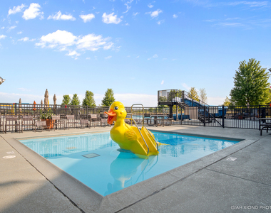 366 Chesapeake Lane - Photo Thumbnail 22