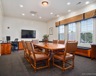 366 Chesapeake Lane - Photo Thumbnail 27
