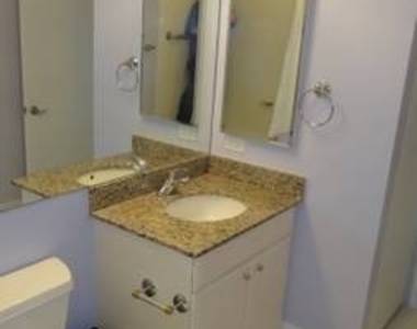33 W Ontario Street - Photo Thumbnail 9