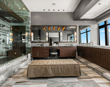 175 E Delaware Place - Photo Thumbnail 47