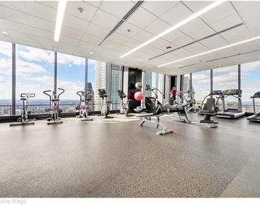 175 E Delaware Place - Photo Thumbnail 62
