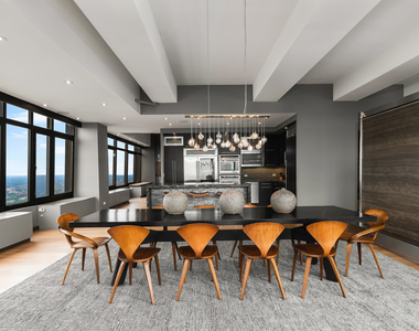 175 E Delaware Place - Photo Thumbnail 12