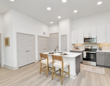 1617 Enid Street - Photo Thumbnail 1