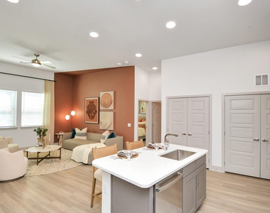1617 Enid Street - Photo Thumbnail 2