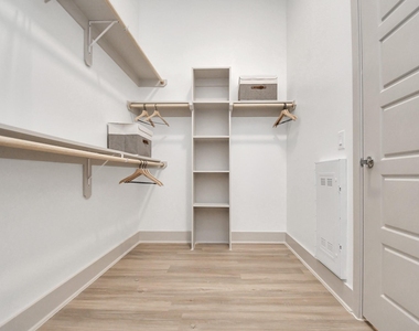 1617 Enid Street - Photo Thumbnail 29