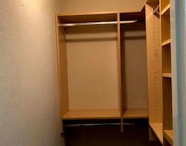 2810 Youpon Lake Court - Photo Thumbnail 16