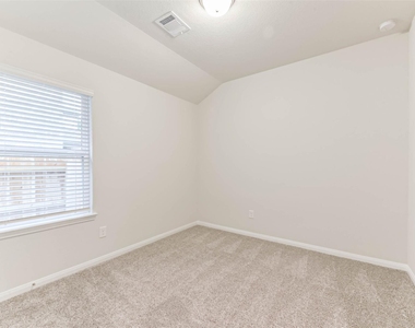 17590 Rosette Grass Drive - Photo Thumbnail 27