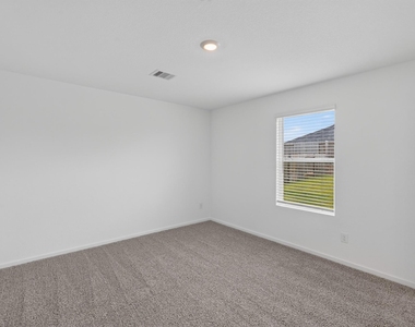 40818 Hawthorne Glades Street - Photo Thumbnail 19