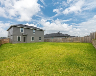 40818 Hawthorne Glades Street - Photo Thumbnail 41