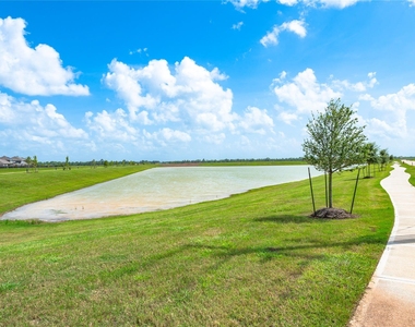 2805 Fountain Woods Drive - Photo Thumbnail 22