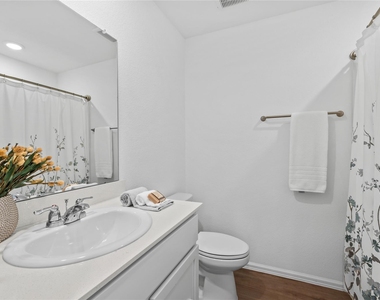 2805 Fountain Woods Drive - Photo Thumbnail 16