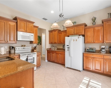 12301 Jewel Stone Lane - Photo Thumbnail 9