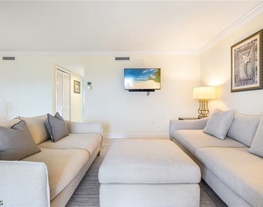 25720 Hickory Boulevard - Photo Thumbnail 15