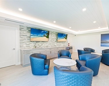 25720 Hickory Boulevard - Photo Thumbnail 32
