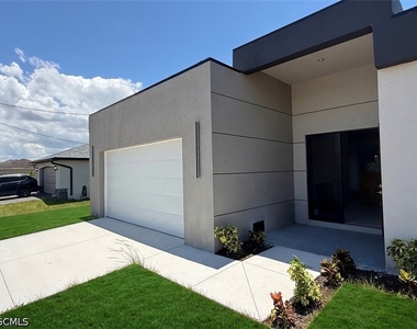 4226 Nw 32nd Lane - Photo Thumbnail 1
