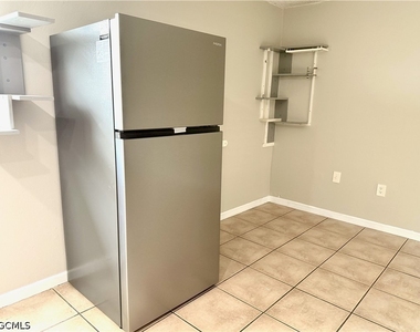 2055 Braman Avenue - Photo Thumbnail 5