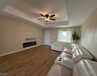 7033 Waldo Circle - Photo Thumbnail 14