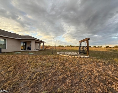 7033 Waldo Circle - Photo Thumbnail 28