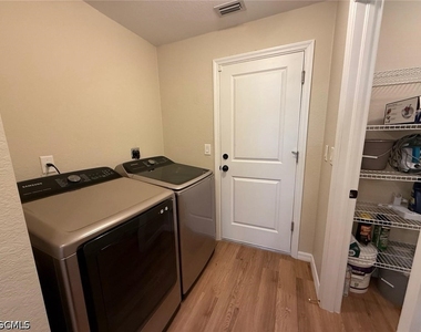 7033 Waldo Circle - Photo Thumbnail 27