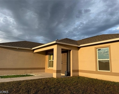 7033 Waldo Circle - Photo Thumbnail 2