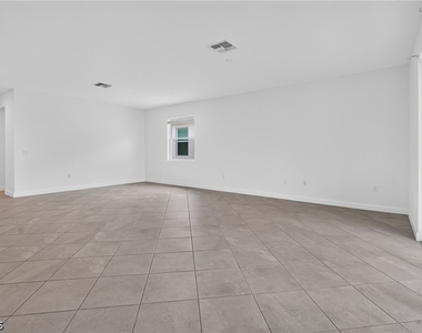 9156 Leatherwood Loop - Photo Thumbnail 5