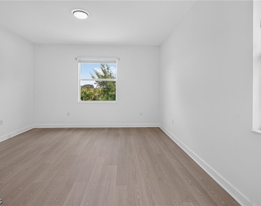 9156 Leatherwood Loop - Photo Thumbnail 28