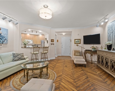 2825 Palm Beach Boulevard - Photo Thumbnail 6
