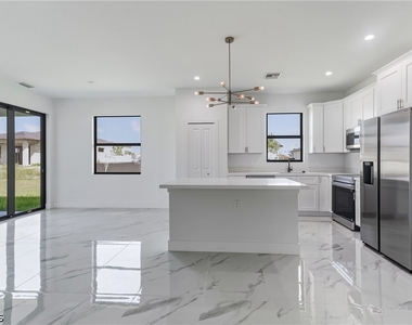 3531 Nw 19th Terrace - Photo Thumbnail 2