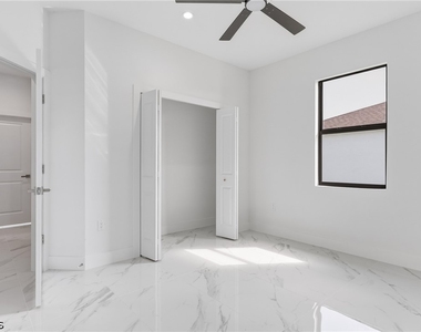 3531 Nw 19th Terrace - Photo Thumbnail 7