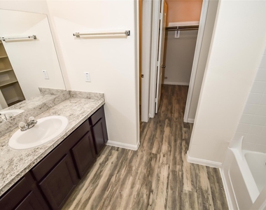 2607 Montecito Lane - Photo Thumbnail 6