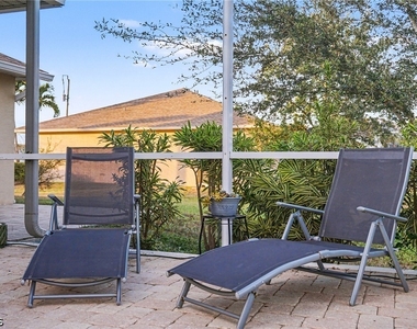 2727 Sw 2nd Court - Photo Thumbnail 19