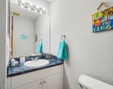 2727 Sw 2nd Court - Photo Thumbnail 14