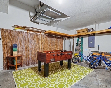 2727 Sw 2nd Court - Photo Thumbnail 18