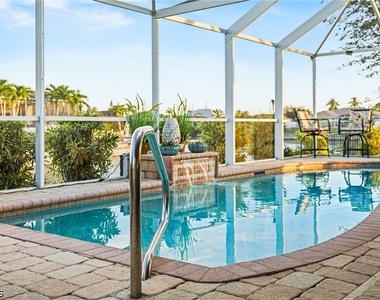 2727 Sw 2nd Court - Photo Thumbnail 23