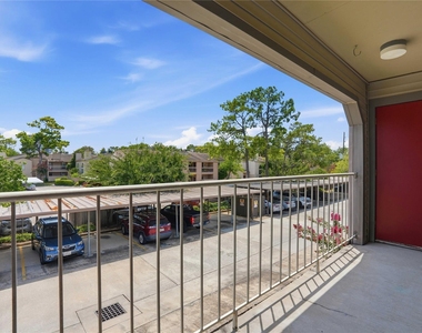 2025 Augusta Drive - Photo Thumbnail 16