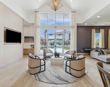 2020 Grandway Drive - Photo Thumbnail 31