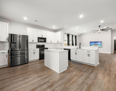 11323 Cora Lane - Photo Thumbnail 6