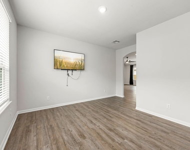 11323 Cora Lane - Photo Thumbnail 27