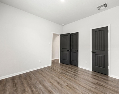 11323 Cora Lane - Photo Thumbnail 24