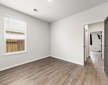 11323 Cora Lane - Photo Thumbnail 22