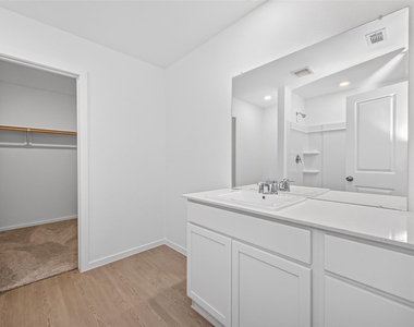 25568 Rose Creek Drive - Photo Thumbnail 22