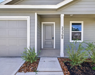25568 Rose Creek Drive - Photo Thumbnail 5