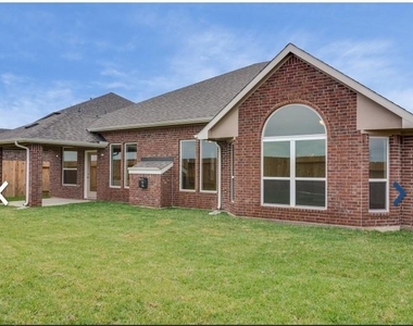 15310 Montreal Drive - Photo Thumbnail 13